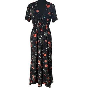 PRETTYLITTLETHING Floral Maxi Dress